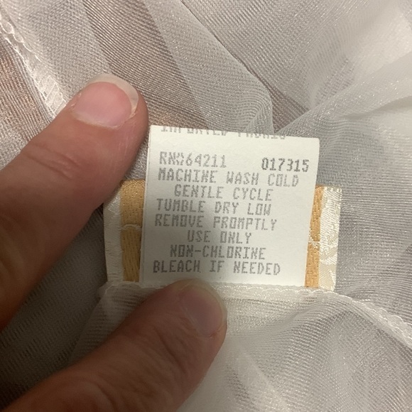 Vintage Inner Most sheer see-through robe/cover-up/overlay with white lace trim - Picture 7 of 7